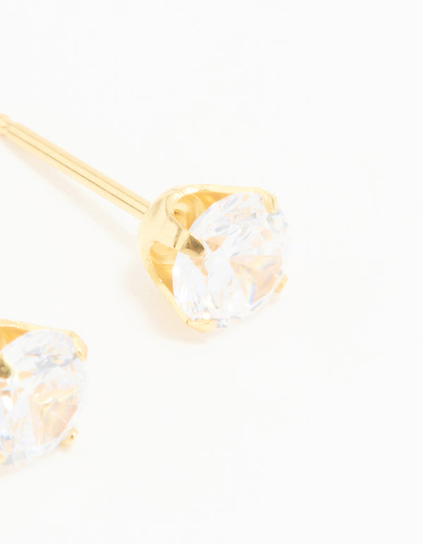 Beautiful 24K gold plated surgical stainless steel 5MM cubic zirconia piercing stud in clear with closure post detail view