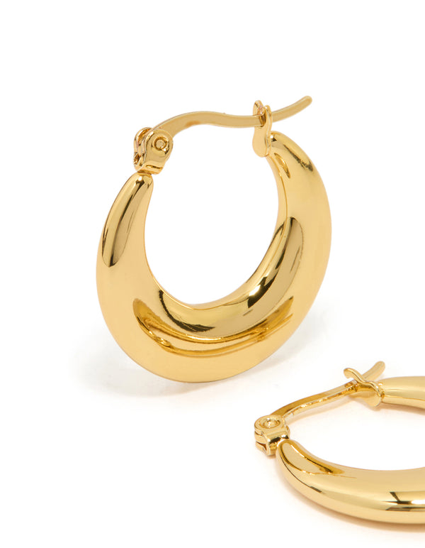 Designed with waterproof gold plated stainless steel, these crescent hoop earrings close up view