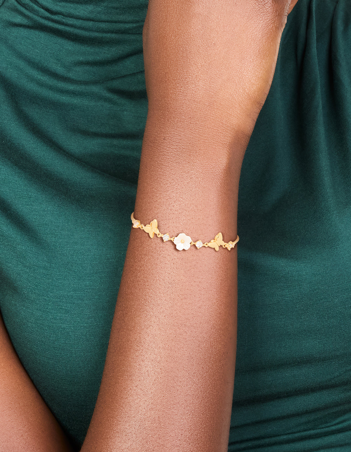 Gold Plated Cubic Zirconia Acrylic Flower Toggle Bracelet