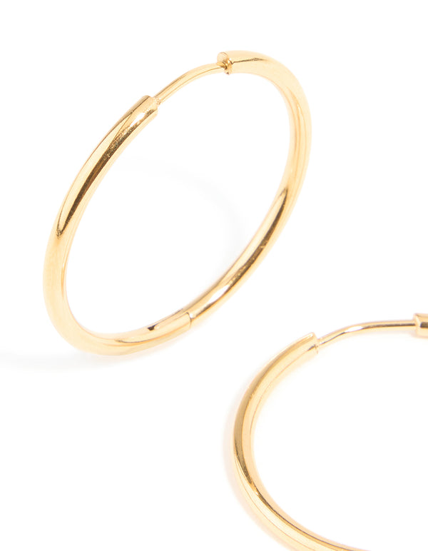 Crafted from waterproof gold plated stainless steel clicker hoop earrings 30 MM close up view