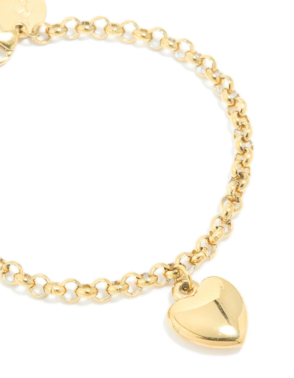 Featuring waterproof gold plated stainless steel, this chunky heart bracelet in gold close up view