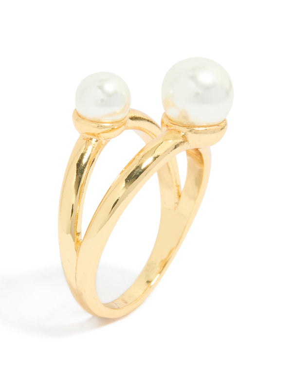 Striking waterproof gold plated stainless steel pearls split band ring close up view