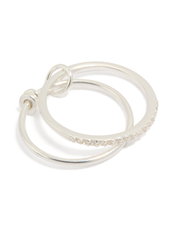 Crafted from sterling silver, this cubic zirconia double link ring features a front view