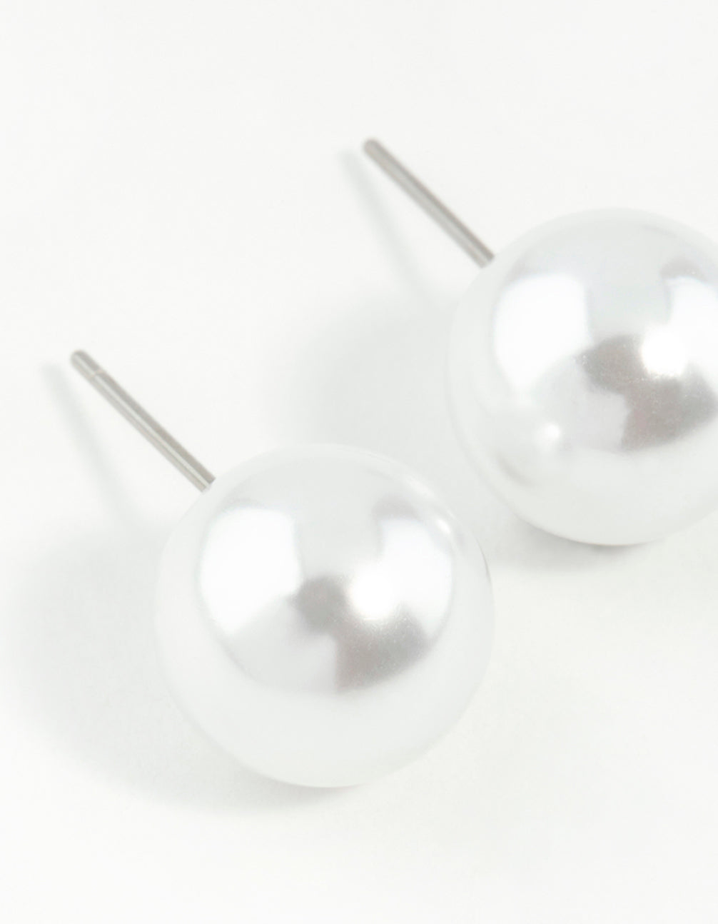 Silver Round Pearl Stud Earrings