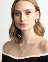 Silver Diamond Simulant Flower Pearl Necklace & Earrings Set - link has visual effect only