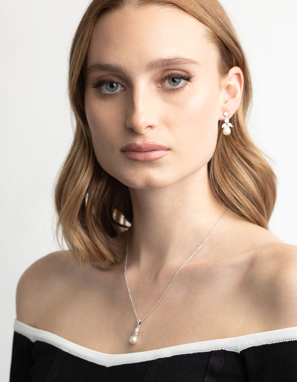 Silver Diamond Simulant Flower Pearl Necklace & Earrings Set