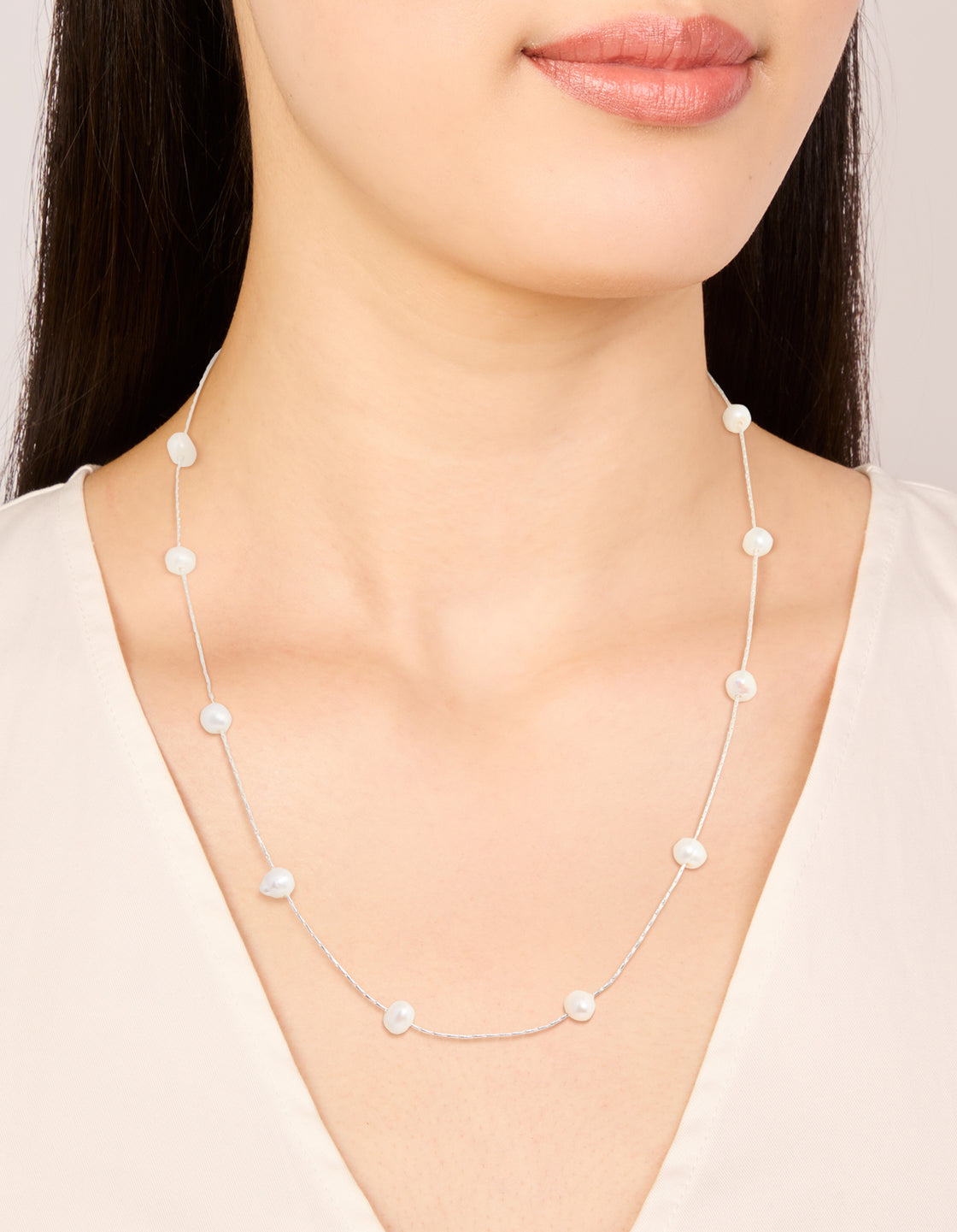 Silver Plated Freshwater Pearl Dotted Fine Necklace