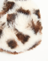 Fluffy Fabric Leopard Print Heart Keychain - link has visual effect only
