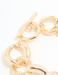 Gold Twisted Curb Toggle Bracelet - link has visual effect only
