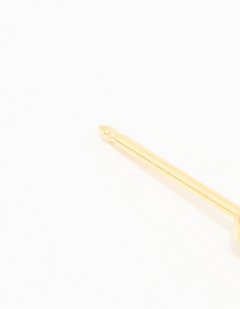Crafted from surgical stainless steel, this 24K gold plated 3MM piercing stud features cubic zirconia in clear belly view