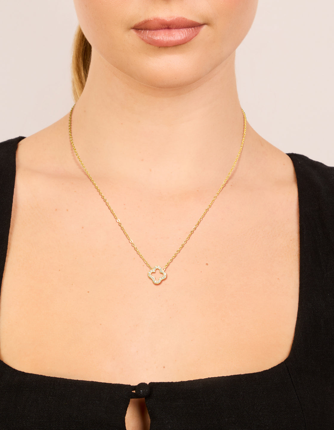 Waterproof Gold Plated Stainless Steel Diamante Flower Outline Necklace