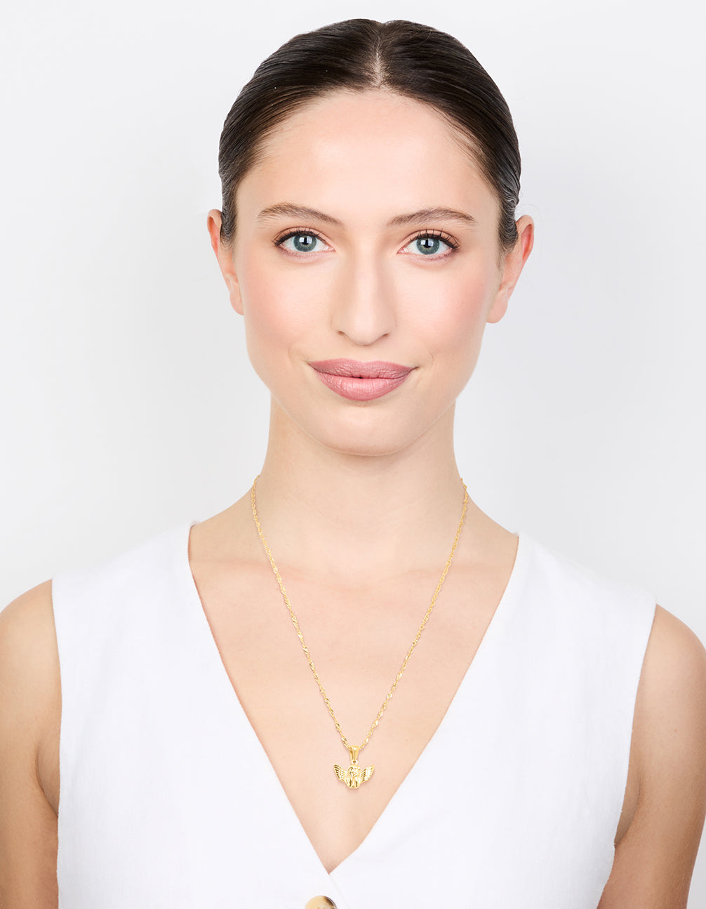Waterproof Gold Plated Stainless Steel Short Bee Charm Necklace