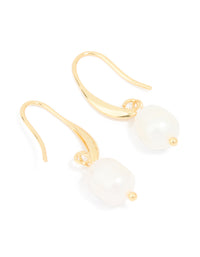 Gold Plated Freshwater Pearl Medium Hook Earrings - link has visual effect only