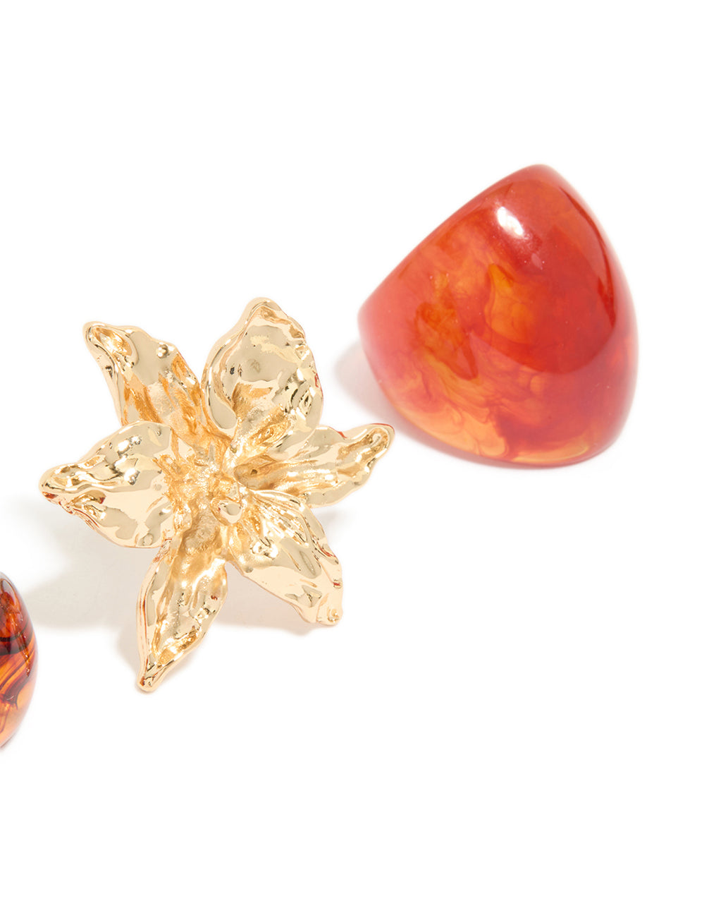 Brown Acrylic & Flower Rings 3-Pack