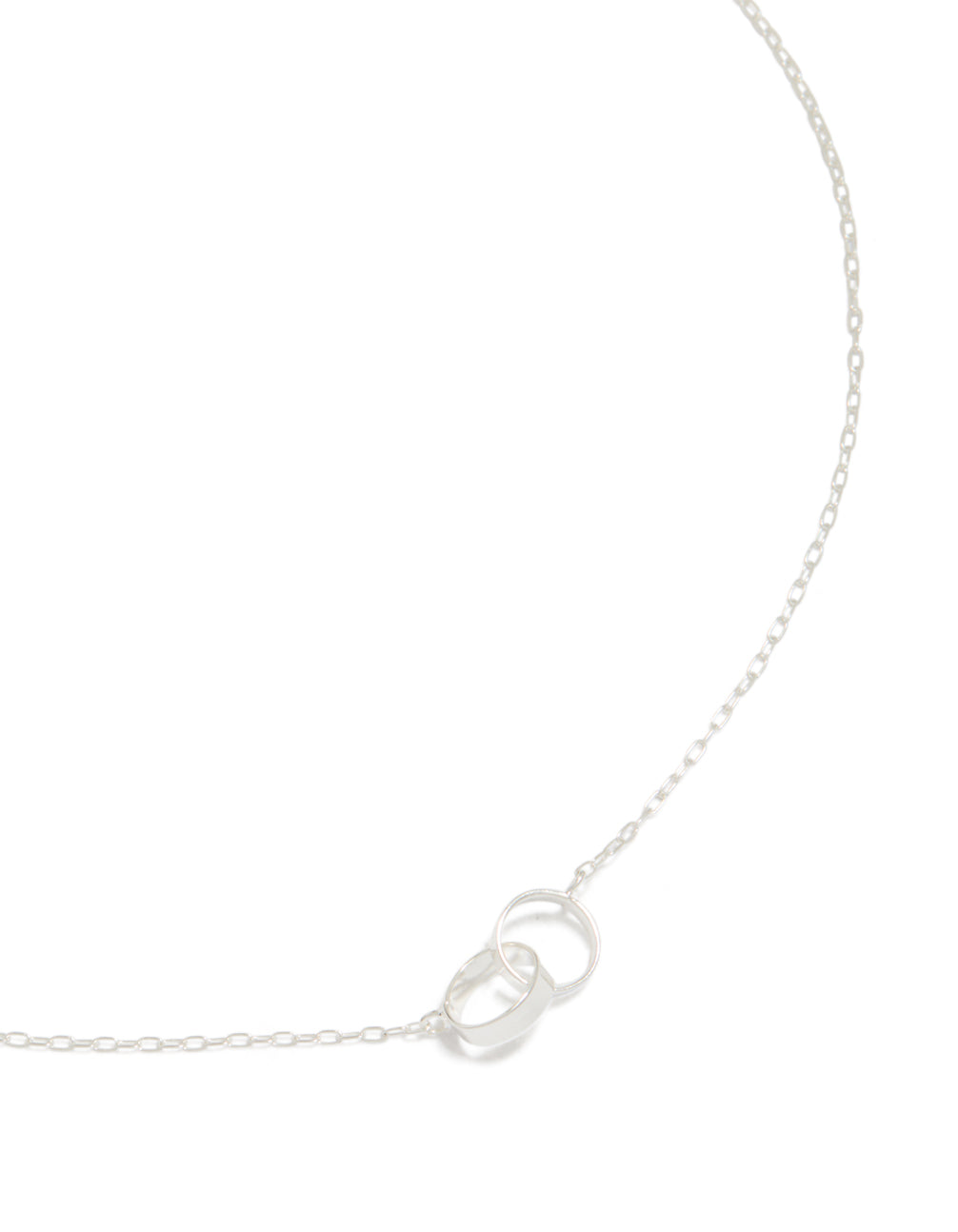Sterling Silver Interlocked Hoops Pendant Necklace