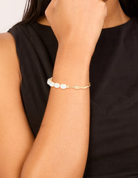 Gold Dainty Pearl Bracelet - link has visual effect only