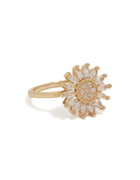 Showcasing a gold cubic zirconia daisy flower ring front view - link has visual effect only