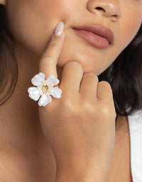 Gold & White Flower Ring - link has visual effect only