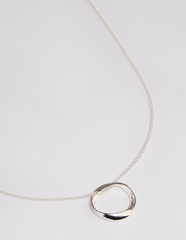 Silver Twisted Circle Necklace
