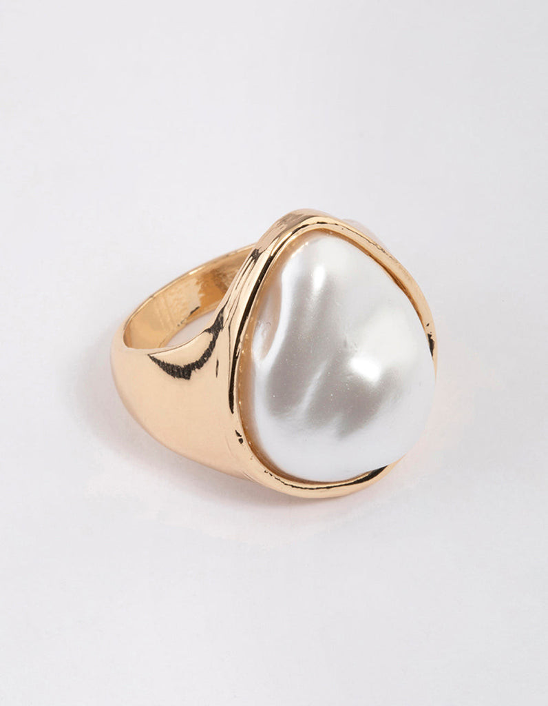 Gold Irregular Pearl Ring